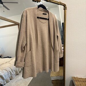 Banana Republic Women's Tan Cardigan Sweater